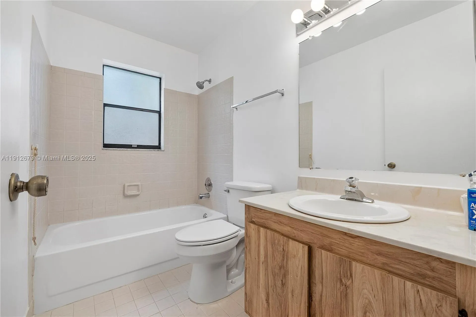 4320 NW 113th Terrace Coral Springs FL 33065