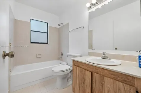 4320 NW 113th Terrace Coral Springs FL 33065