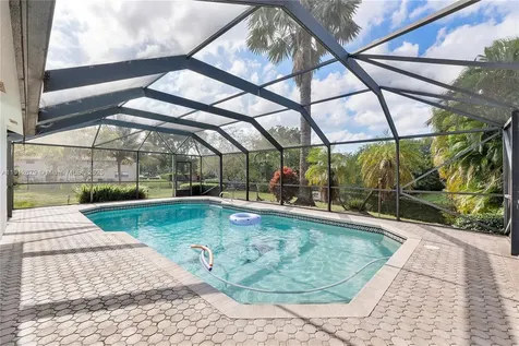 4320 NW 113th Terrace Coral Springs FL 33065