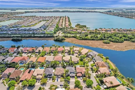 17946 SW 35th Drive Miramar FL 33029