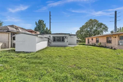 797 NW 35th Street Miami FL 33127