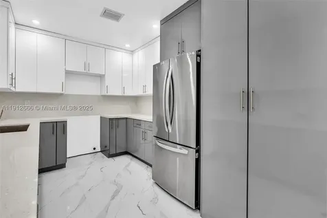 5850 NE 3rd Avenue Miami FL 33137