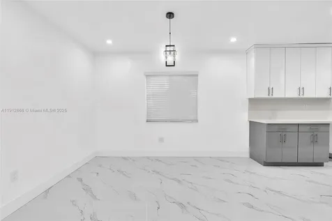 5850 NE 3rd Avenue Miami FL 33137