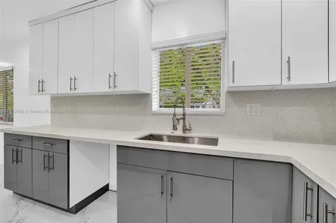 5850 NE 3rd Avenue Miami FL 33137