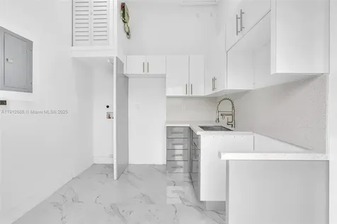 5850 NE 3rd Avenue Miami FL 33137