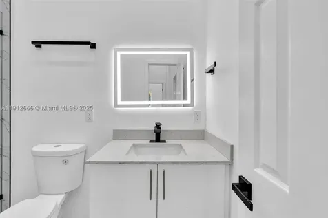 5850 NE 3rd Avenue Miami FL 33137