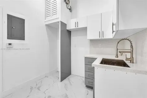 5850 NE 3rd Avenue Miami FL 33137