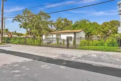 5850 NE 3rd Avenue Miami FL 33137