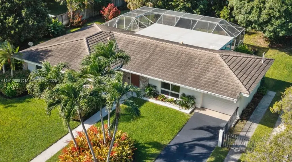 15420 SW 86th Avenue Palmetto Bay FL 33157