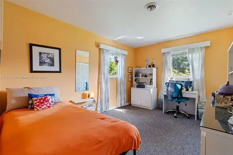 15420 SW 86th Avenue Palmetto Bay FL 33157