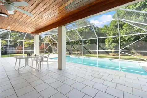 15420 SW 86th Avenue Palmetto Bay FL 33157