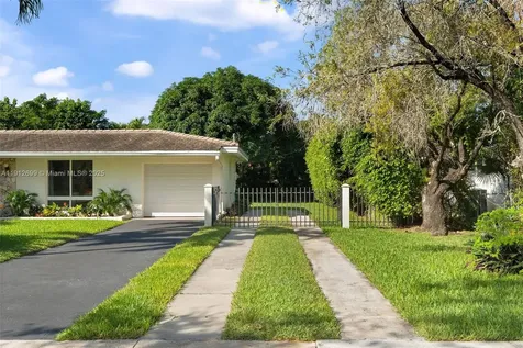 15420 SW 86th Avenue Palmetto Bay FL 33157