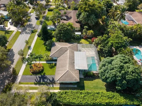 15420 SW 86th Avenue Palmetto Bay FL 33157