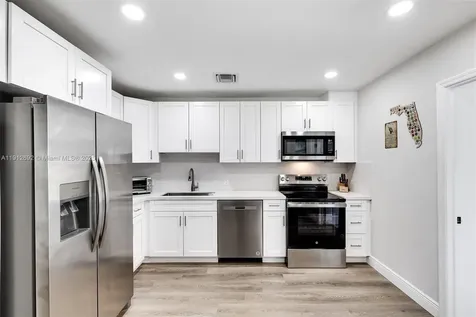 9148 Bamboo Drive Palm Beach Gardens FL 33410