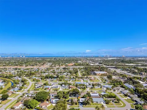 9148 Bamboo Drive Palm Beach Gardens FL 33410