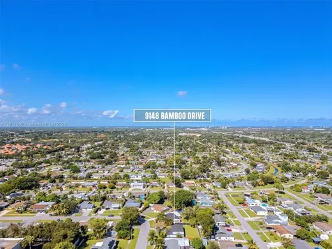 9148 Bamboo Drive Palm Beach Gardens FL 33410