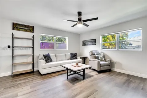 9148 Bamboo Drive Palm Beach Gardens FL 33410