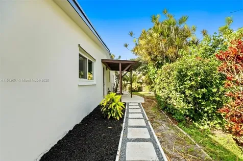 1905 NW 62nd Terrace Margate FL 33063