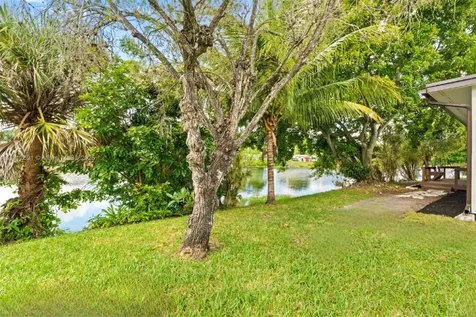1905 NW 62nd Terrace Margate FL 33063