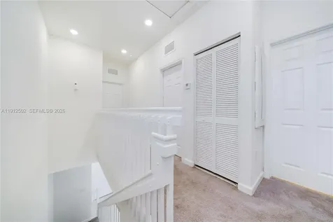 10630 W 33rd Way Hialeah FL 33018