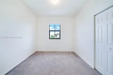 10630 W 33rd Way Hialeah FL 33018