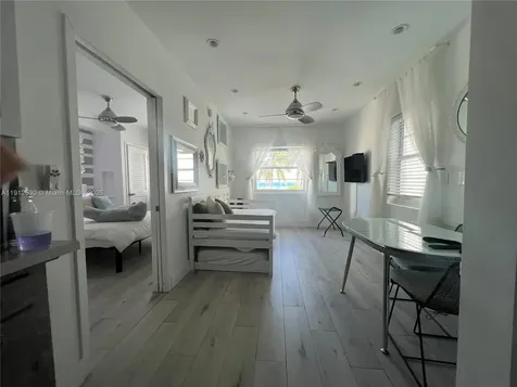 335 Ocean Drive Miami Beach FL 33139