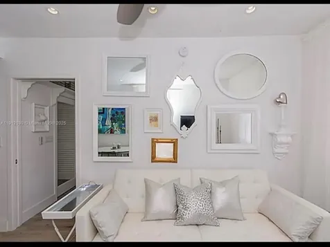335 Ocean Drive Miami Beach FL 33139