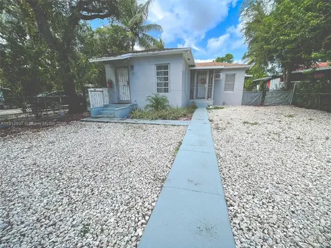 55 NW 69th Street Miami FL 33150