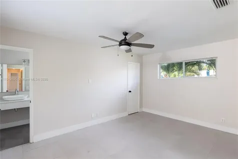 4430 NE 28th Terrace Lighthouse Point FL 33064