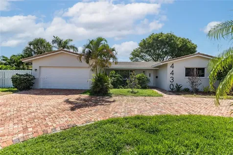 4430 NE 28th Terrace Lighthouse Point FL 33064