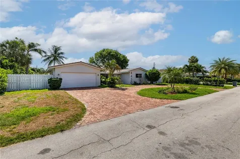 4430 NE 28th Terrace Lighthouse Point FL 33064