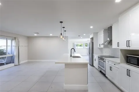 4430 NE 28th Terrace Lighthouse Point FL 33064