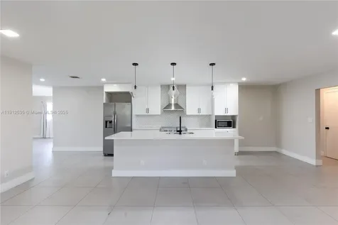 4430 NE 28th Terrace Lighthouse Point FL 33064