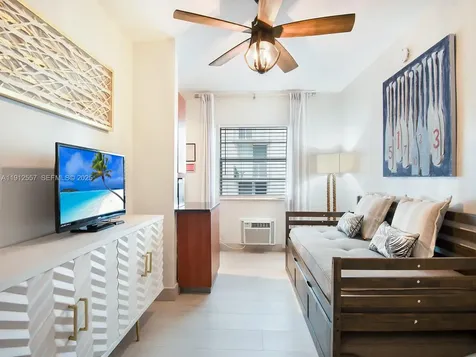 335 Ocean Drive Miami Beach FL 33139
