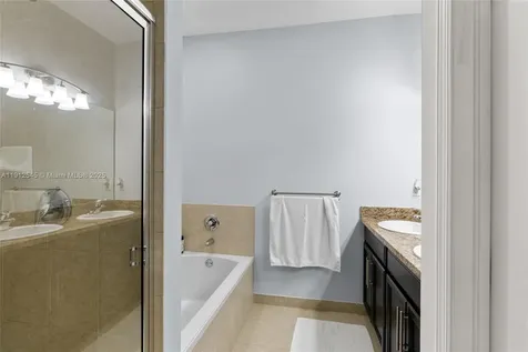 2565 SW 119th Terrace Miramar FL 33025