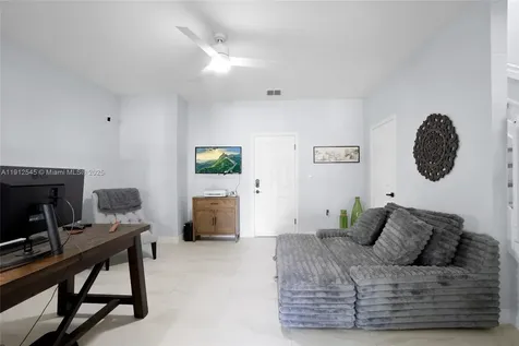 2565 SW 119th Terrace Miramar FL 33025