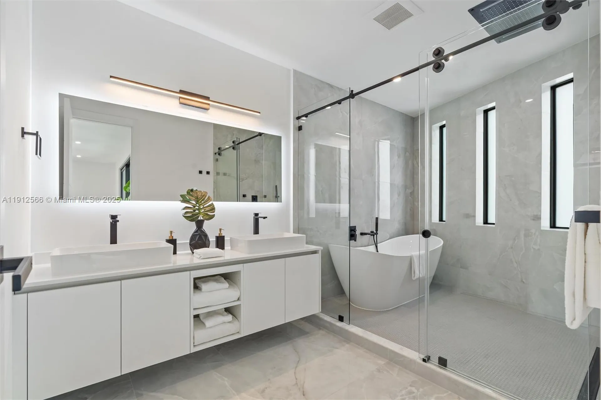 1814 Middle River Drive Fort Lauderdale FL 33305