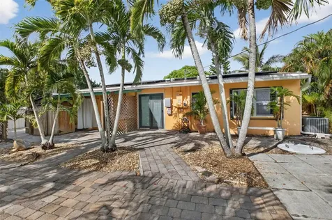 5172 Pine Tree Drive Delray Beach FL 33484