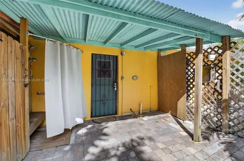 5172 Pine Tree Drive Delray Beach FL 33484