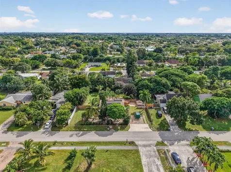 5172 Pine Tree Drive Delray Beach FL 33484