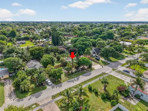5172 Pine Tree Drive Delray Beach FL 33484