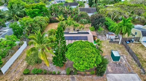 5172 Pine Tree Drive Delray Beach FL 33484