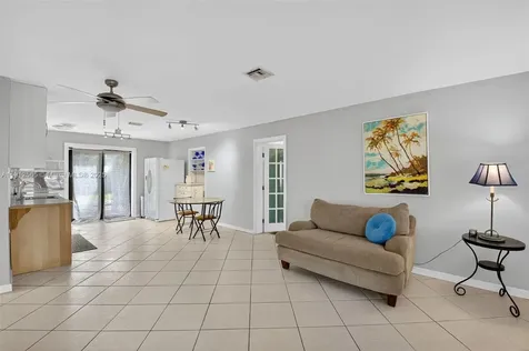 5172 Pine Tree Drive Delray Beach FL 33484