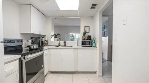 500 Bayview Drive Sunny Isles Beach FL 33160