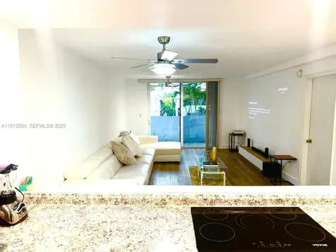 1045 10th Street Miami Beach FL 33139