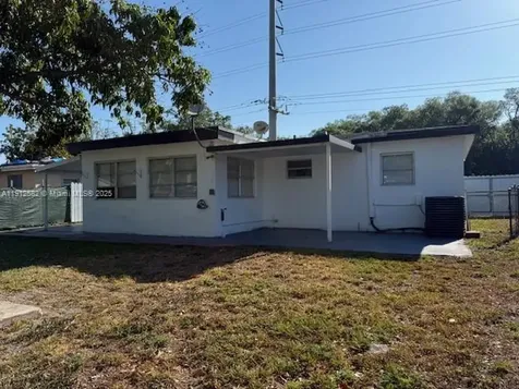3020 SW 64th Avenue Miramar FL 33023