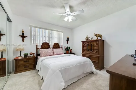 4235 SW 97th Avenue Miami FL 33165