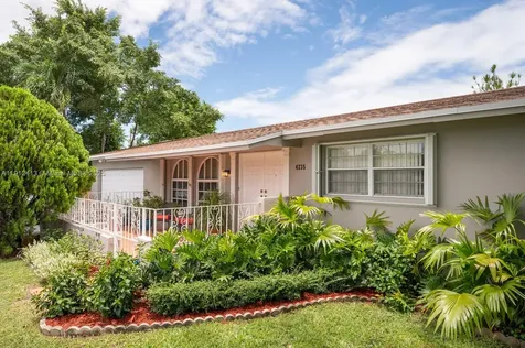 4235 SW 97th Avenue Miami FL 33165