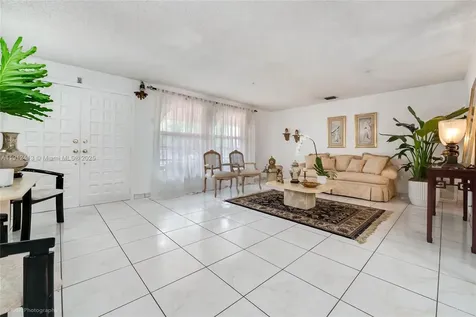 4235 SW 97th Avenue Miami FL 33165