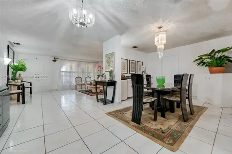 4235 SW 97th Avenue Miami FL 33165